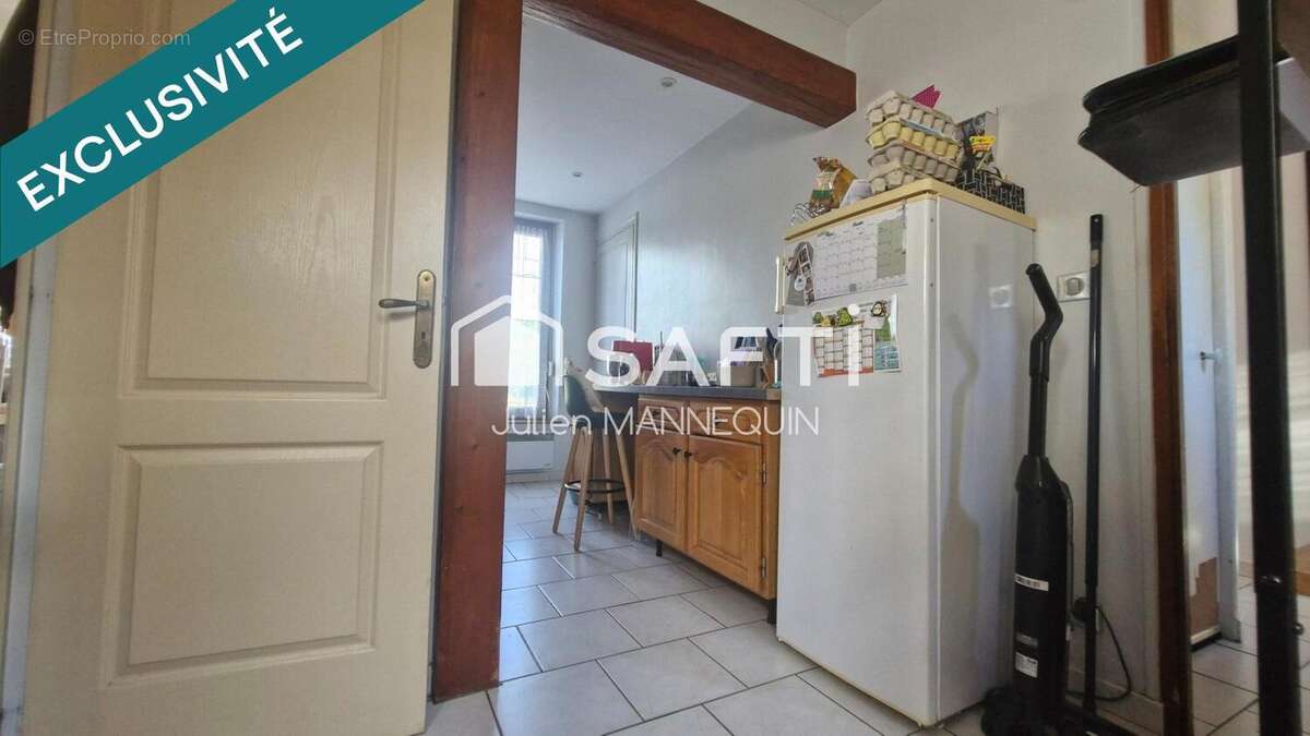 Maison 104 m² à Saint-Quentin  - photo 8