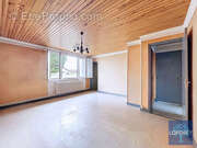 Appartement à VIGNEUX-SUR-SEINE