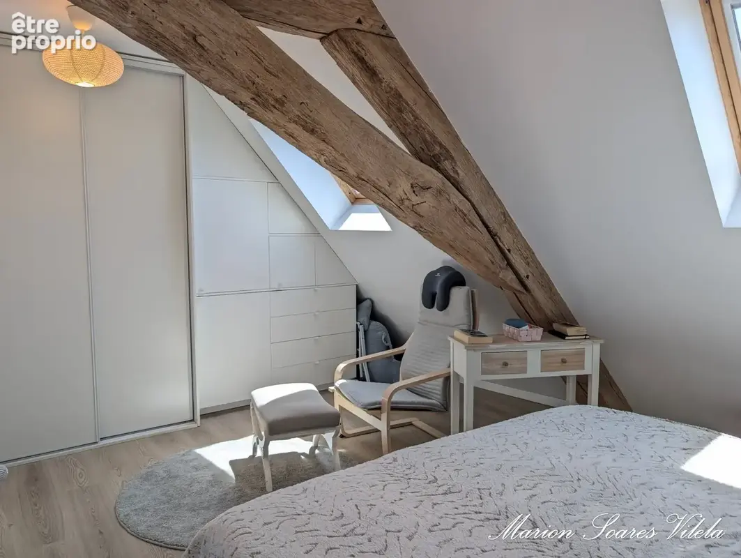 Maison en pierre rénovée avec goût – 148 m² – 4 chambres – Grand garage - photo 20