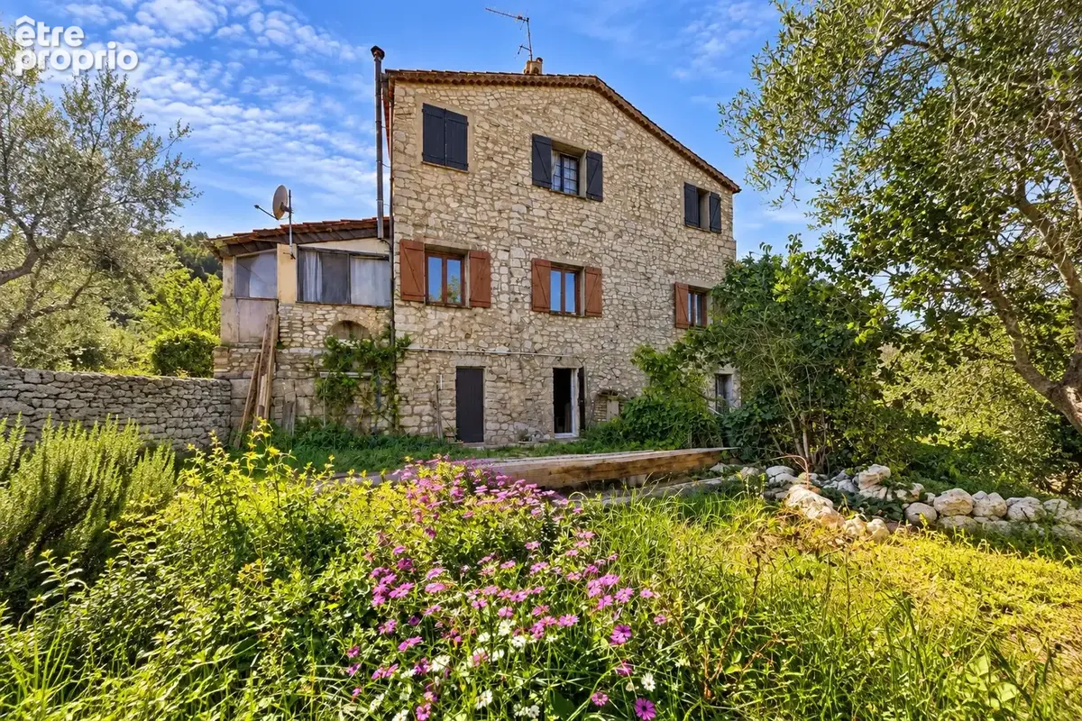 Appartement à LA COLLE-SUR-LOUP