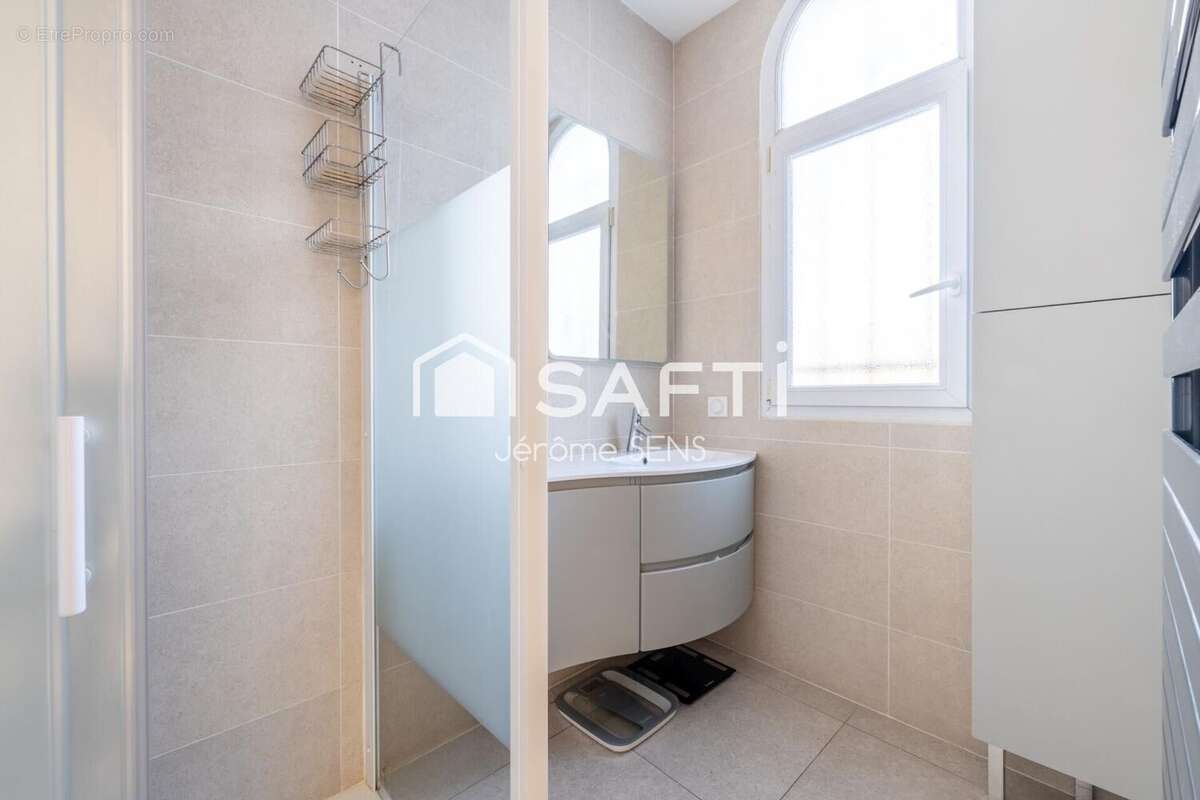 Photo 8 - Maison à POISSY