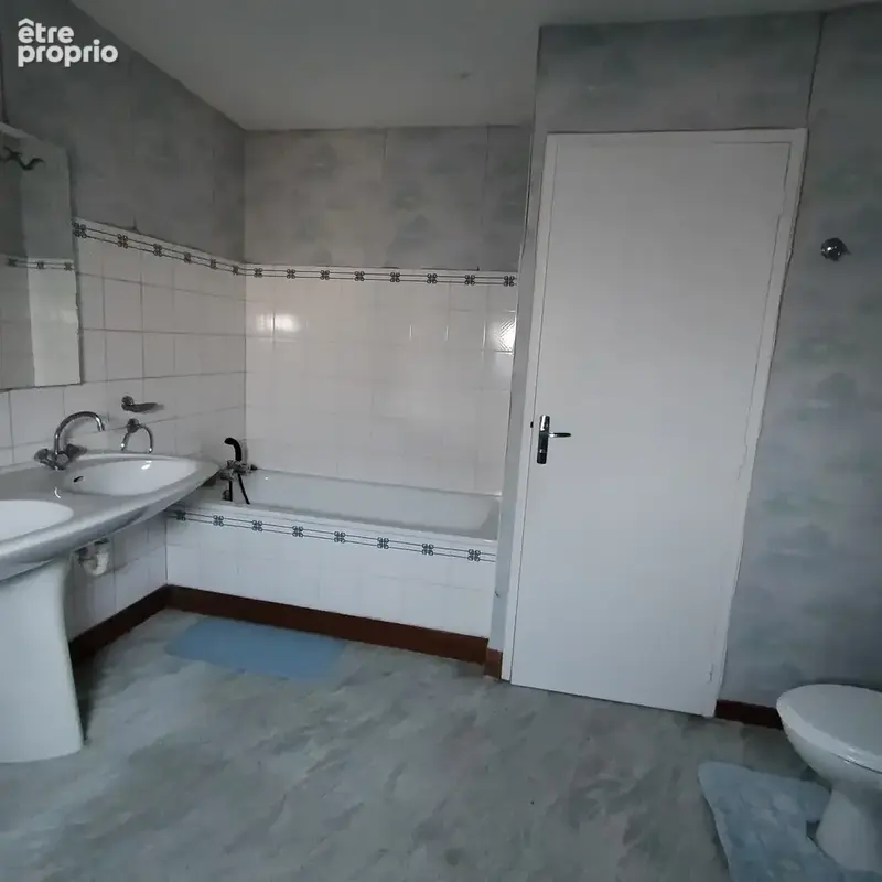 Maison 6 pièces 130 m² à vendre à Sainte-Severe-Sur-Indre (36160) - photo 49