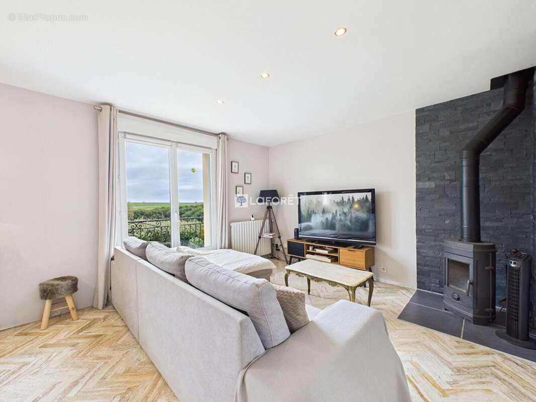 Maison à POULDREUZIC