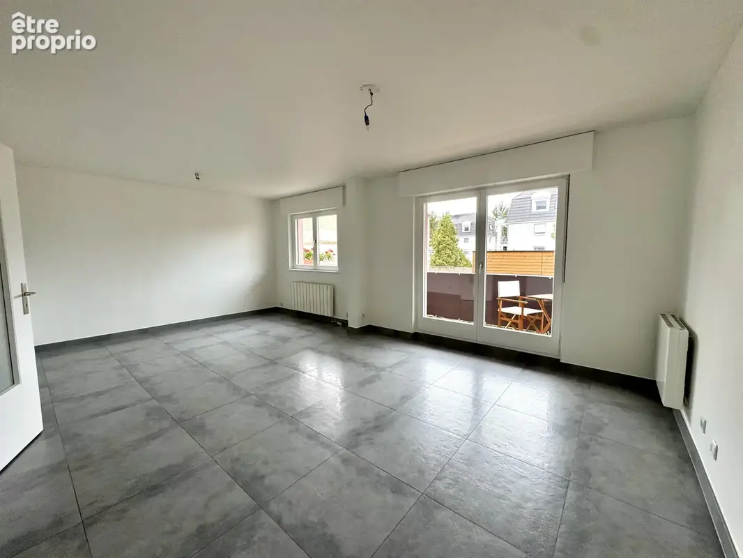 À vendre à eschau   beau 3 pièces de 75 m2 avec balcon, grand garage et jardin collectif ! - photo 4