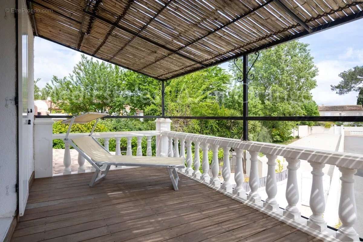 Appartement à GRIMAUD