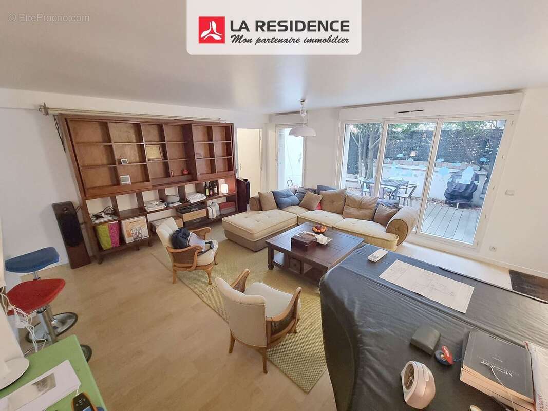 Appartement à STAINS