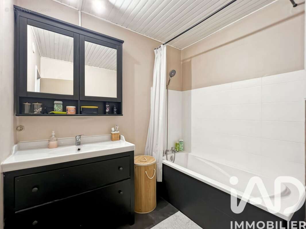 Photo 9 - Appartement à CHAMPIGNY-SUR-MARNE