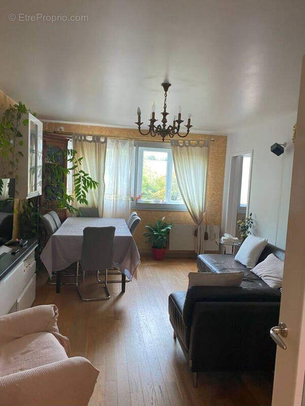 Appartement à CLICHY