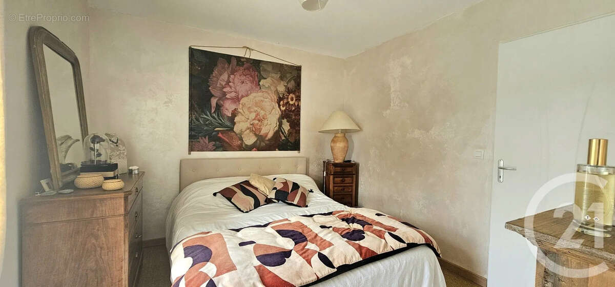 Maison à SALLES-SUR-L'HERS