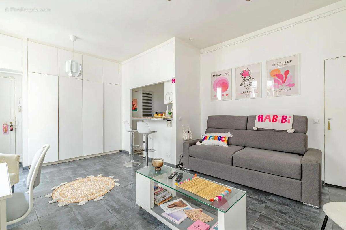 Appartement à PARIS-9E