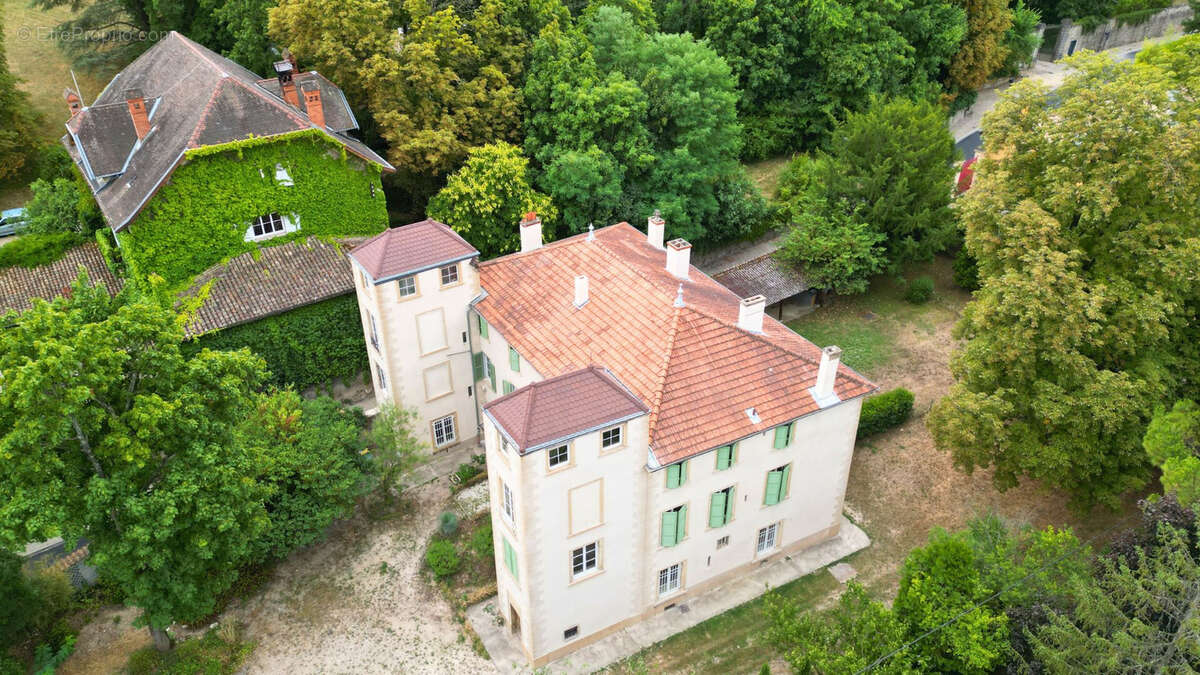 Appartement à VERNAISON