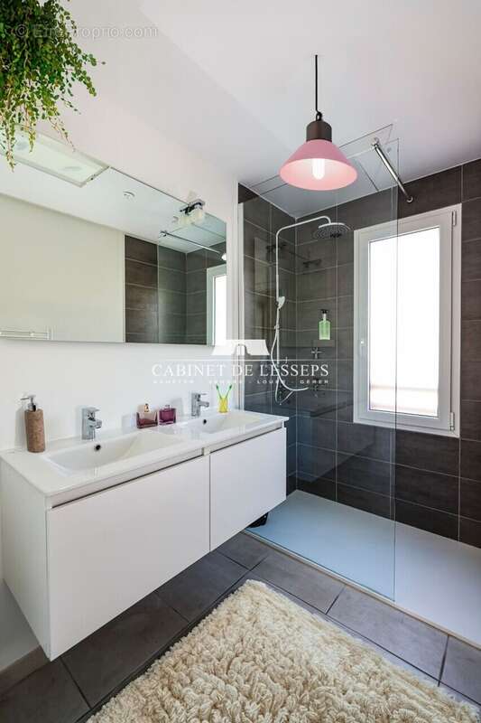 Appartement à BARDOS