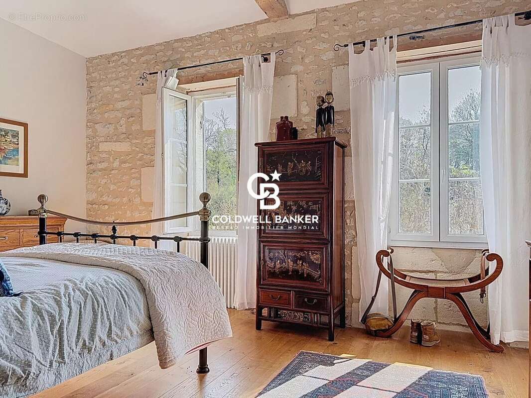 Maison à DOMPIERRE-SUR-CHARENTE