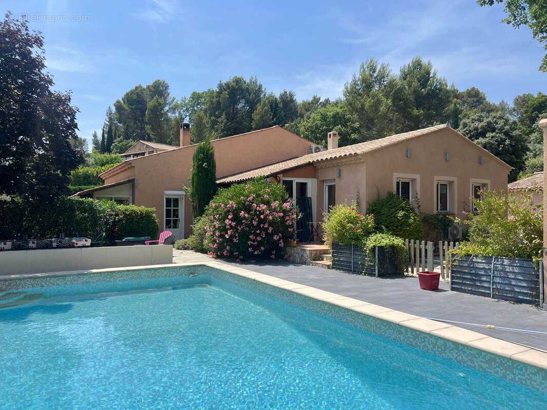 Maison à PERTUIS