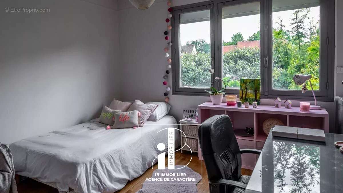 Maison à BOURRON-MARLOTTE