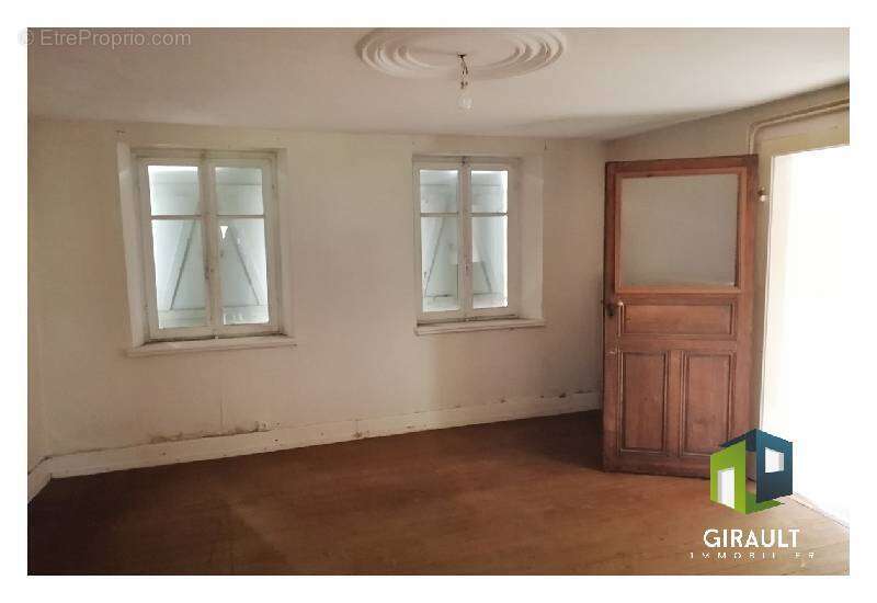 Maison à AUXELLES-BAS