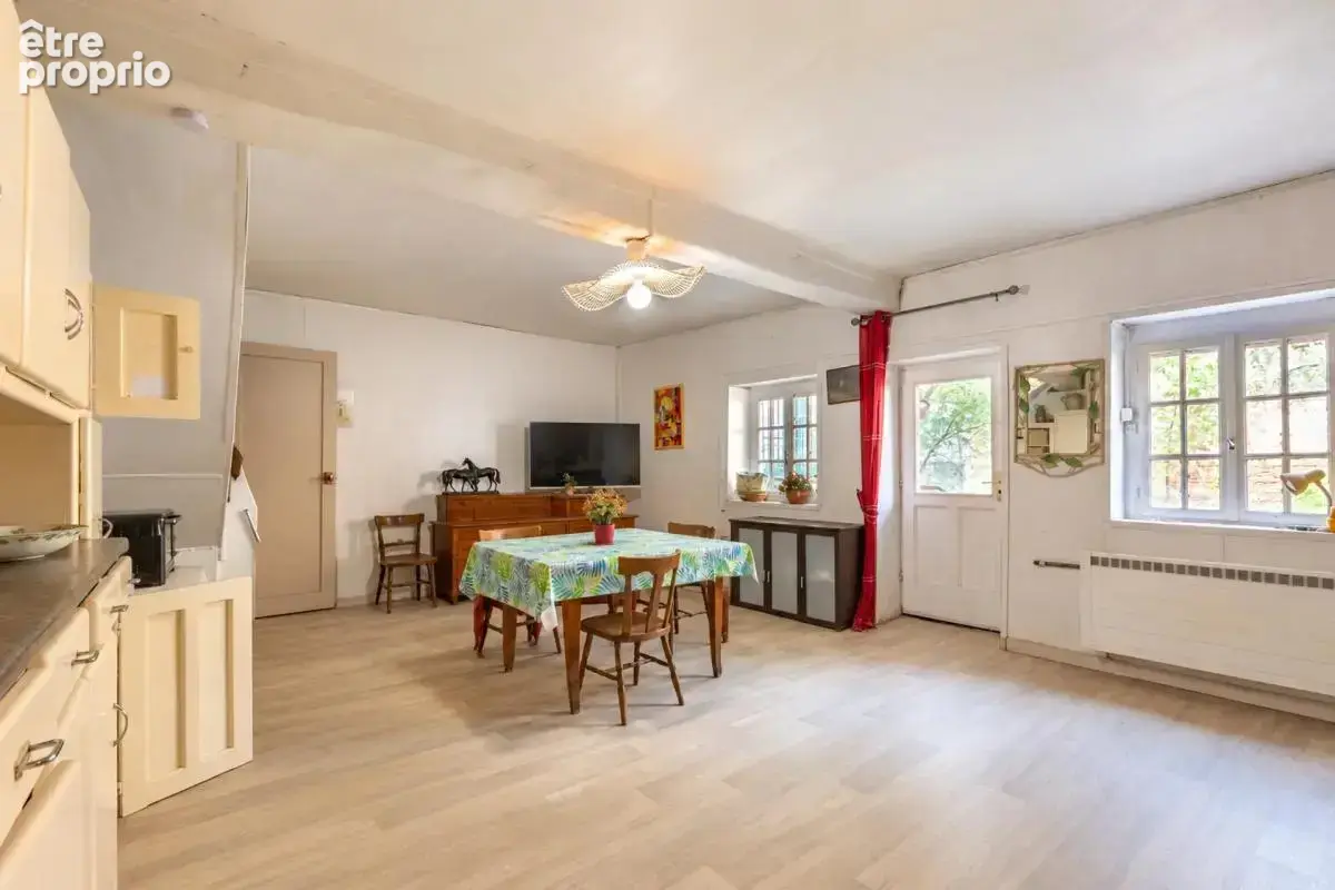 Maison 5 pièce 95m2 + dépendances - photo 3