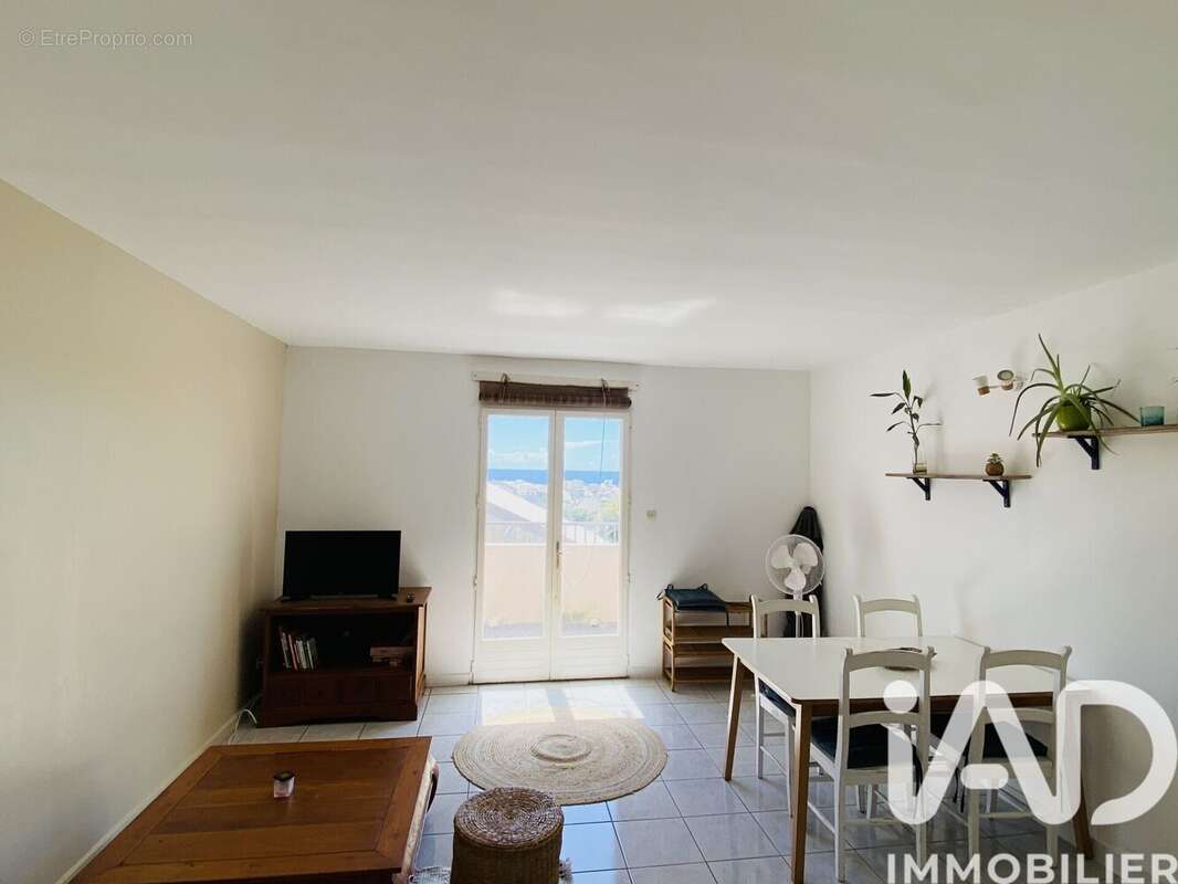 Photo 6 - Appartement à SAINT-DENIS