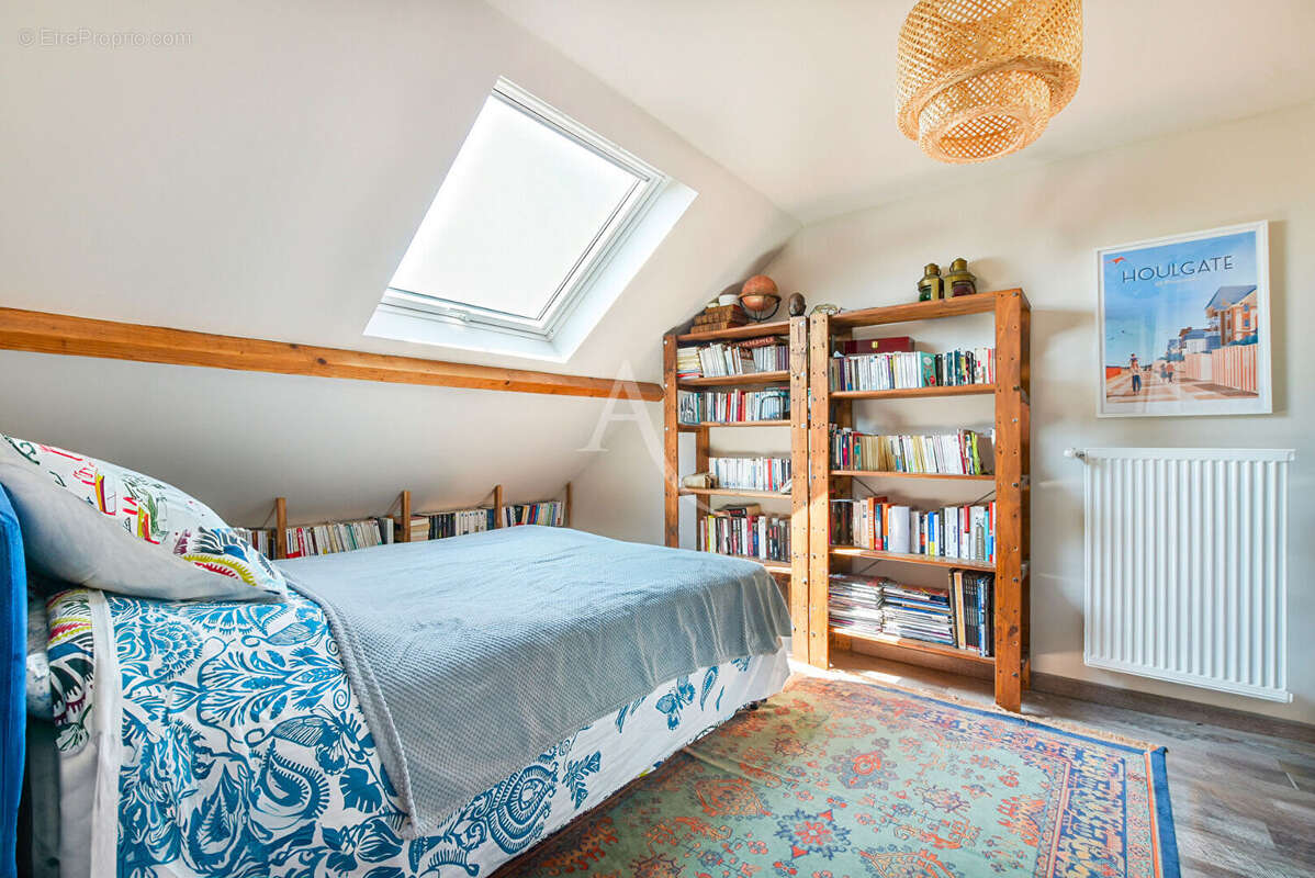 Maison à VERNEUIL-L&#039;ETANG