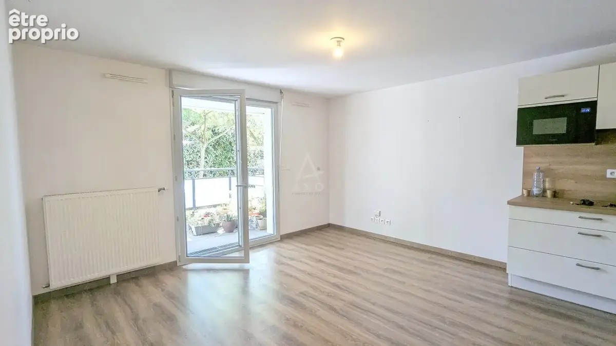 Superbe T3 Côte Pavée Terrasse + Garage - photo 2