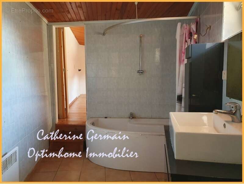 Appartement à LAURE-MINERVOIS