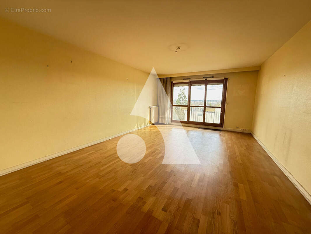 Appartement à NOGENT-SUR-MARNE