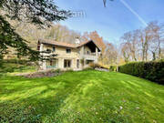 Maison à DIVONNE-LES-BAINS