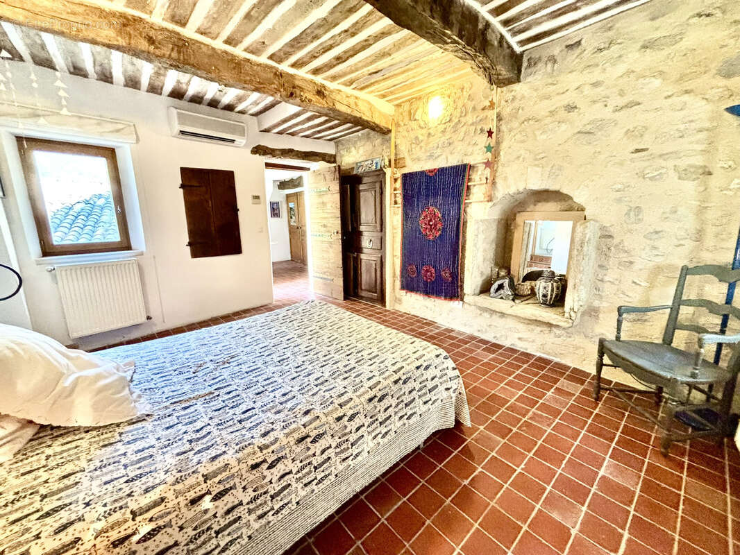 Maison de charme avec cour et terrasse + chambre d'hôte - photo 5