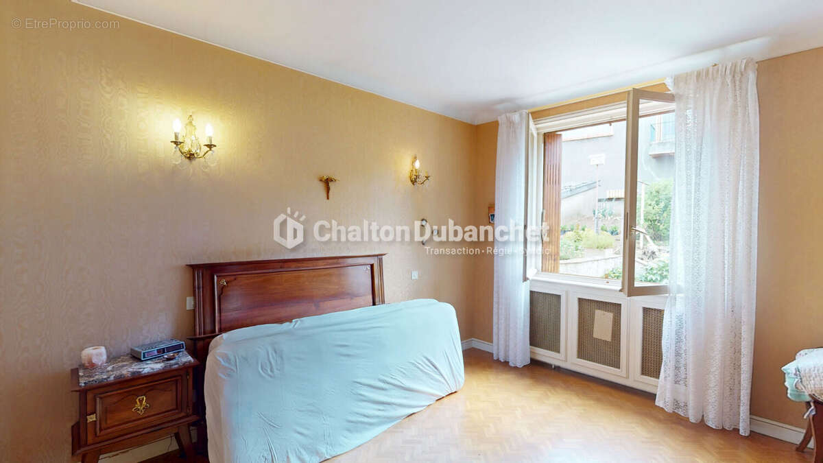 COURS - Maison de 159 m² - photo 14