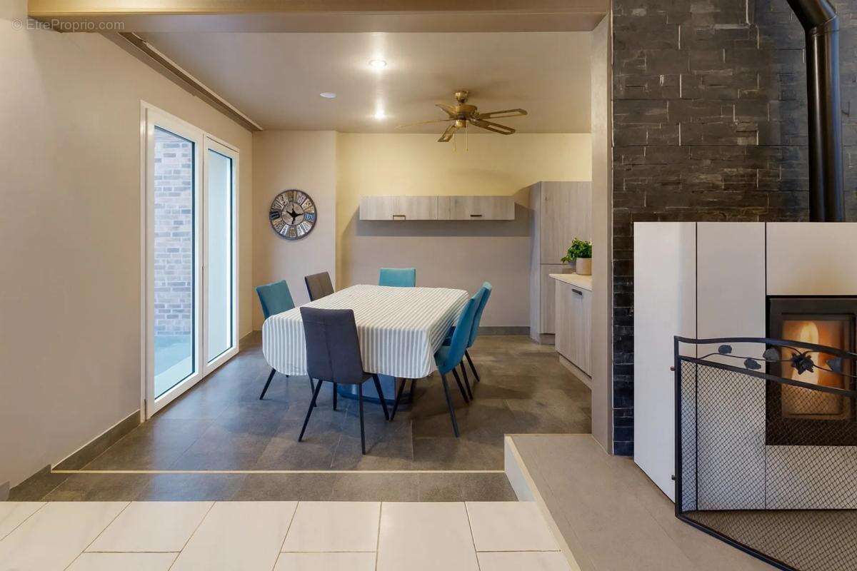 Maison à PERPEZAC-LE-NOIR