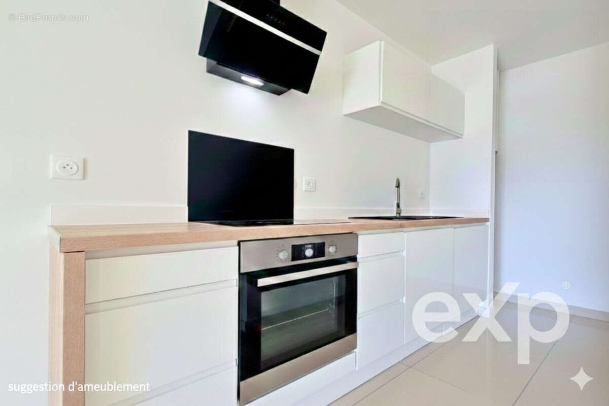 Cuisine américaine - Appartement à SAINT-DENIS