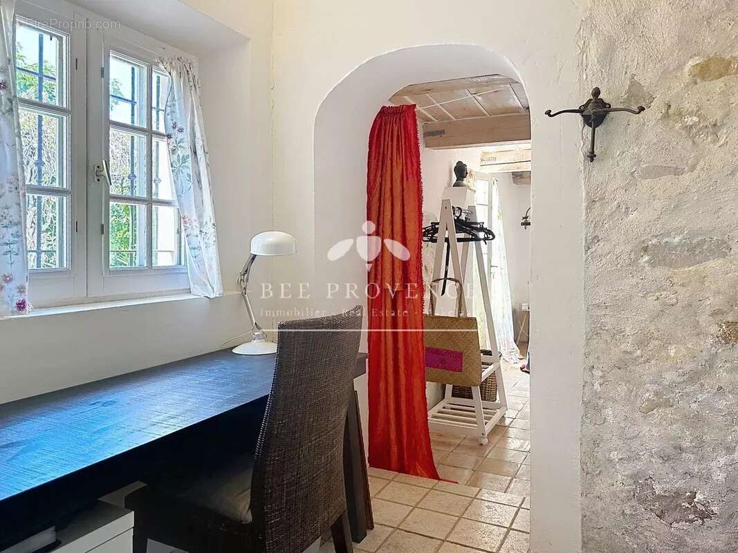 Maison de caractère avec piscine et maison d'amis, au calme - photo 33
