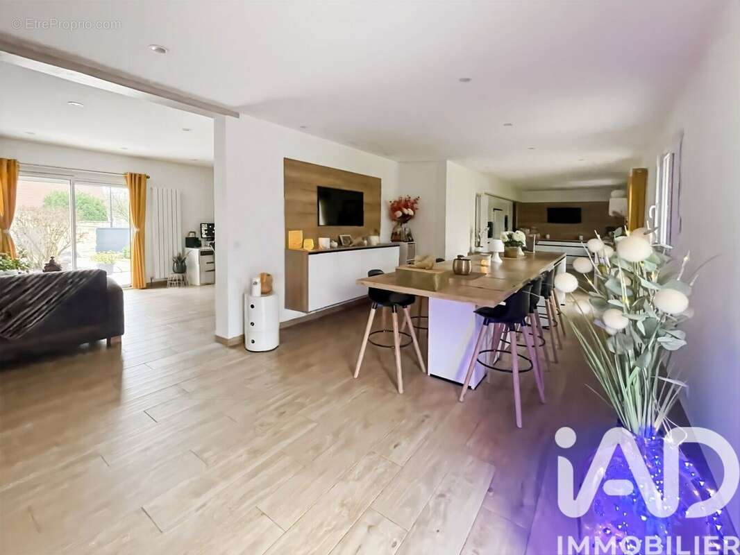 Photo 5 - Maison à SAINT-SAUVEUR-SUR-ECOLE