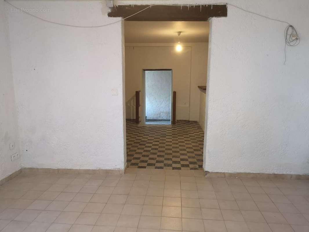 Salon/dining/hallway - Maison à BASSOUES