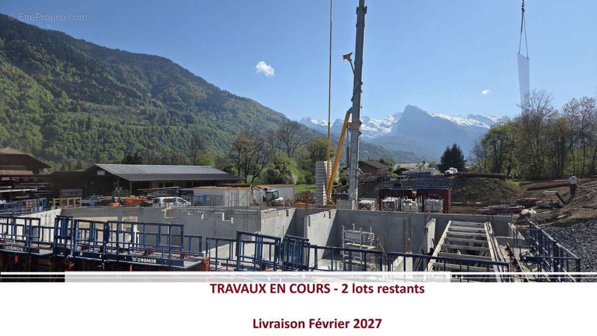 Appartement à LA RIVIERE-ENVERSE