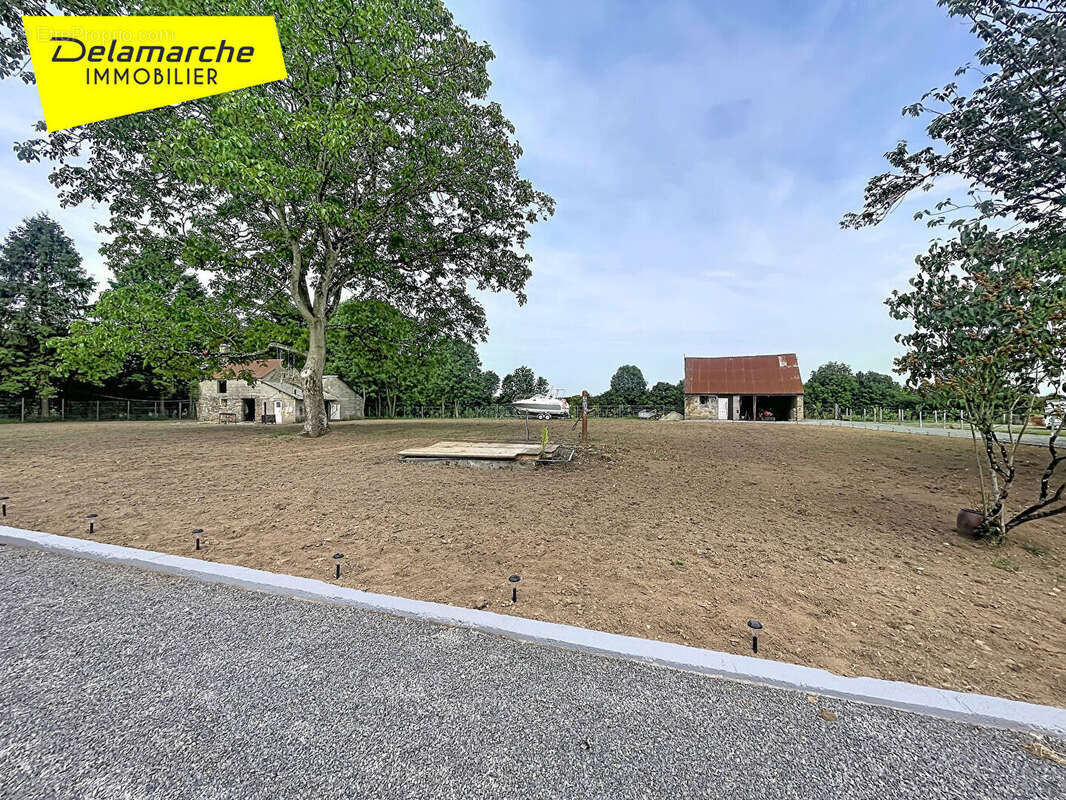 EXCLUSIVITE 5 min VILLEDIEU LES POELES (50800) maison de campagne 6 pièces rénovée sur 4ha avec dépendances - photo 16