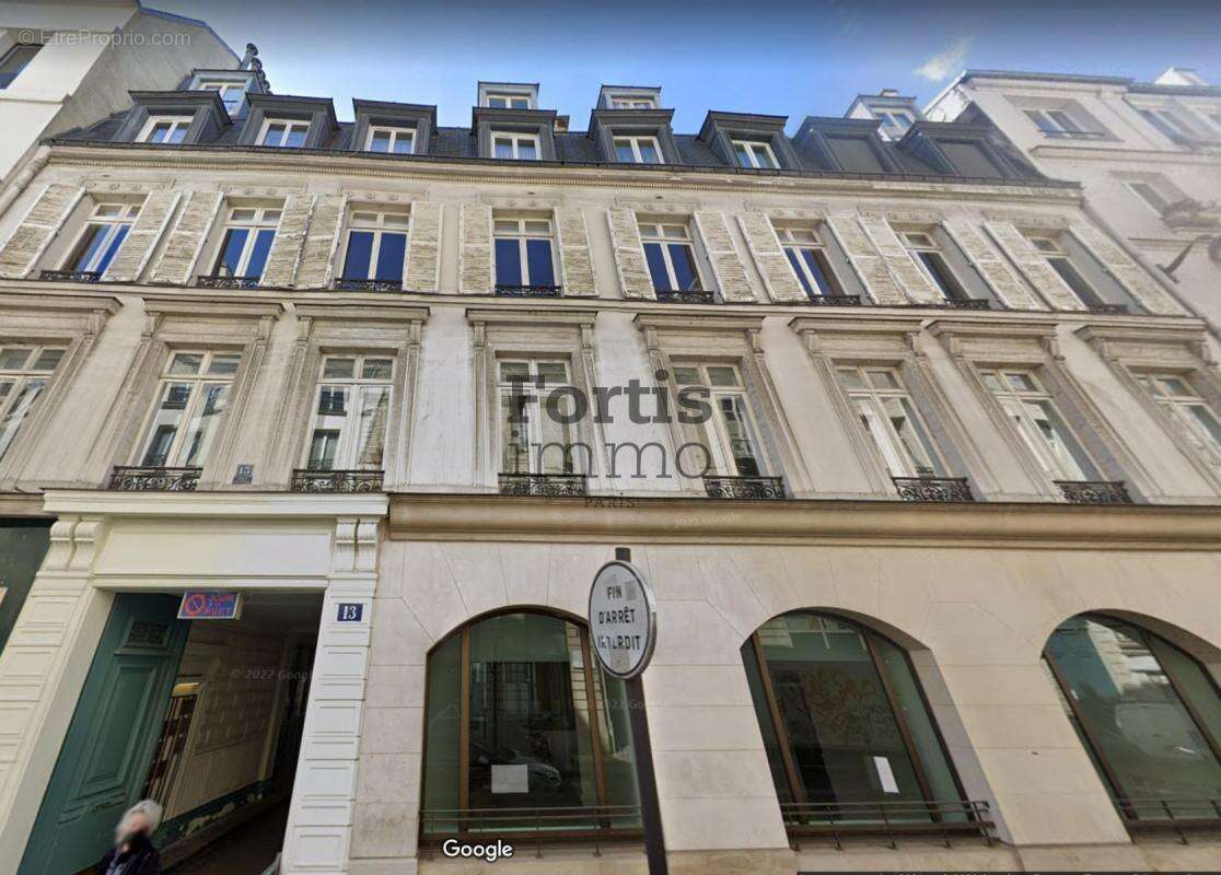 Appartement à PARIS-9E