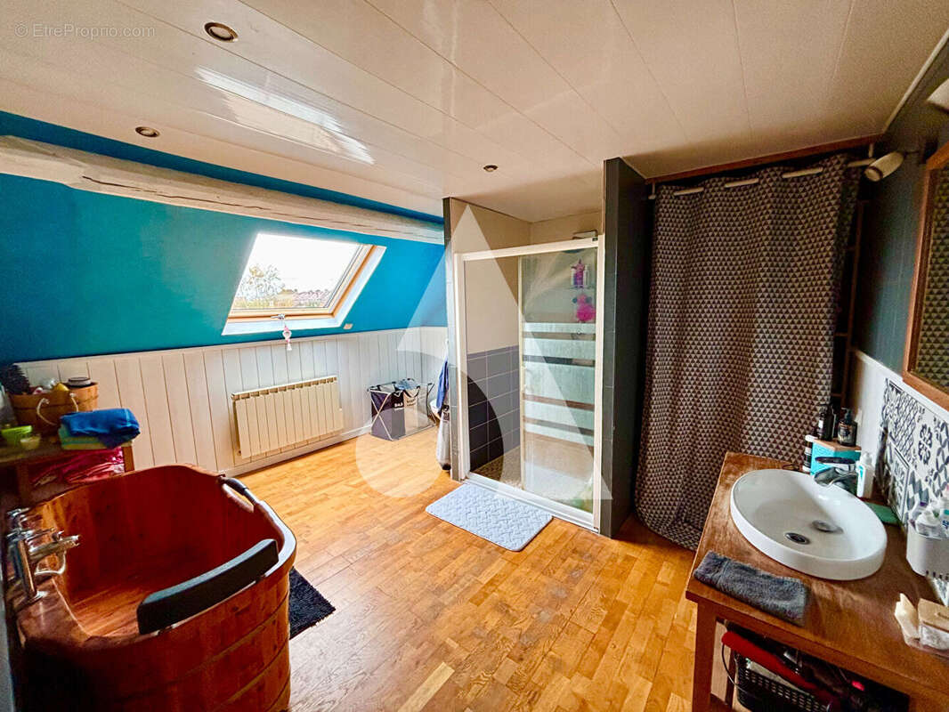 Maison à SIN-LE-NOBLE