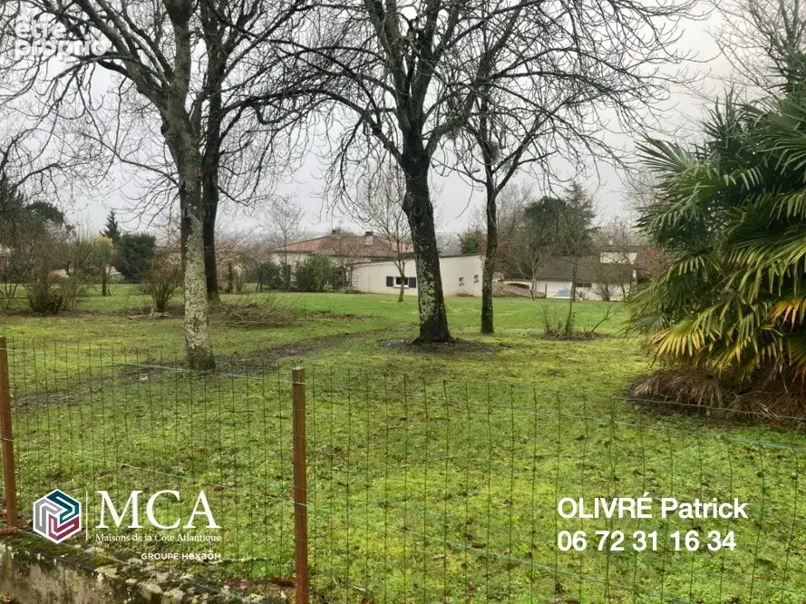 Terrain 784 m² à vendre à Fontcouverte (17100) - photo 2