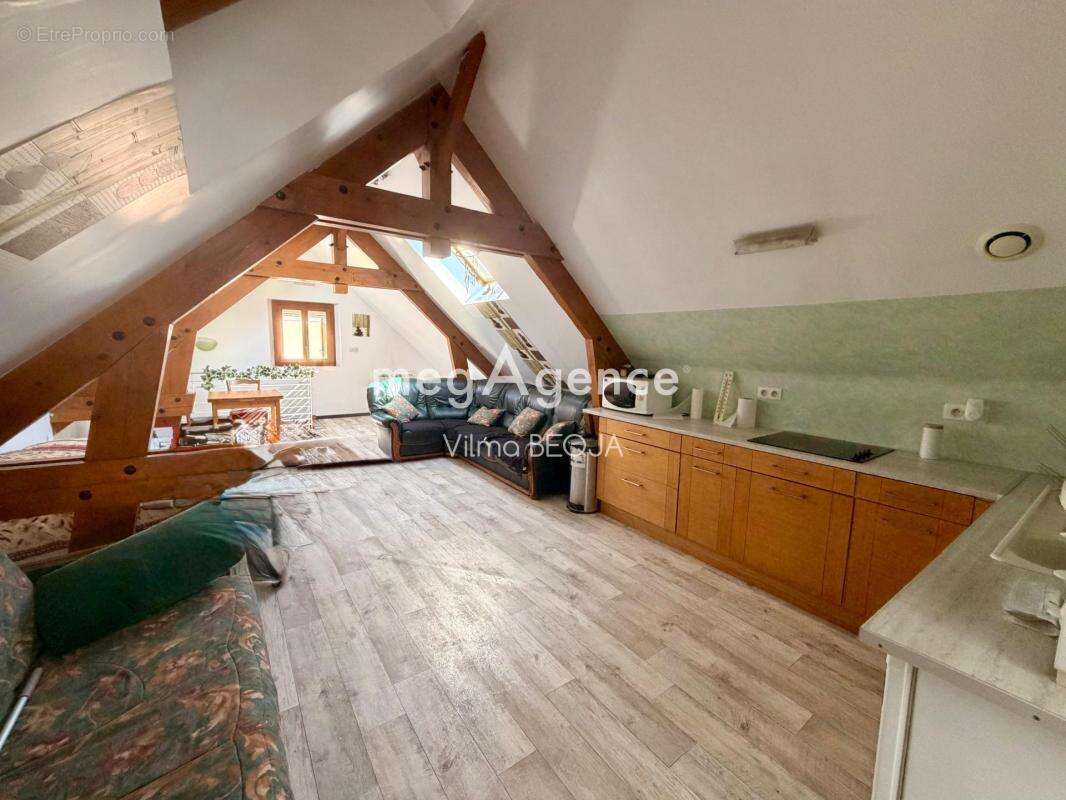 Maison familiale de caractère 8 pièces – 270 m² habitables – Dépendance – Double garage - photo 13