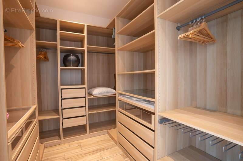 Maison à SOLLIES-TOUCAS