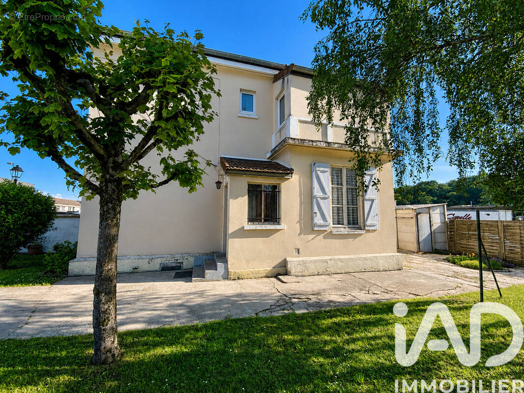 Photo 1 - Maison à BAGNEAUX-SUR-LOING