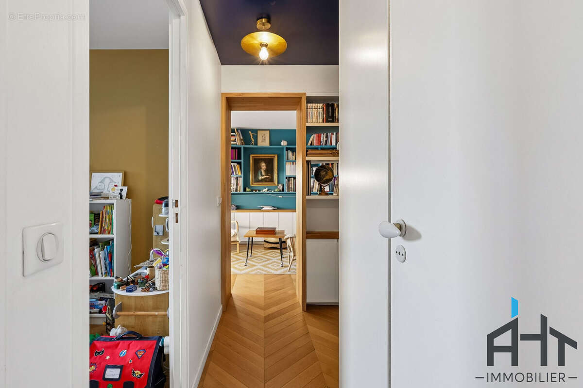 Appartement à PARIS-12E