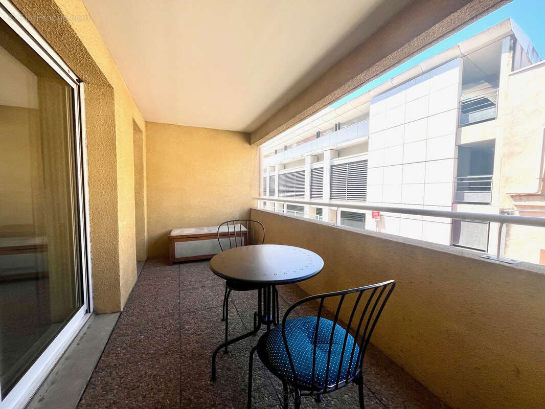 Appartement à MARSEILLE-8E