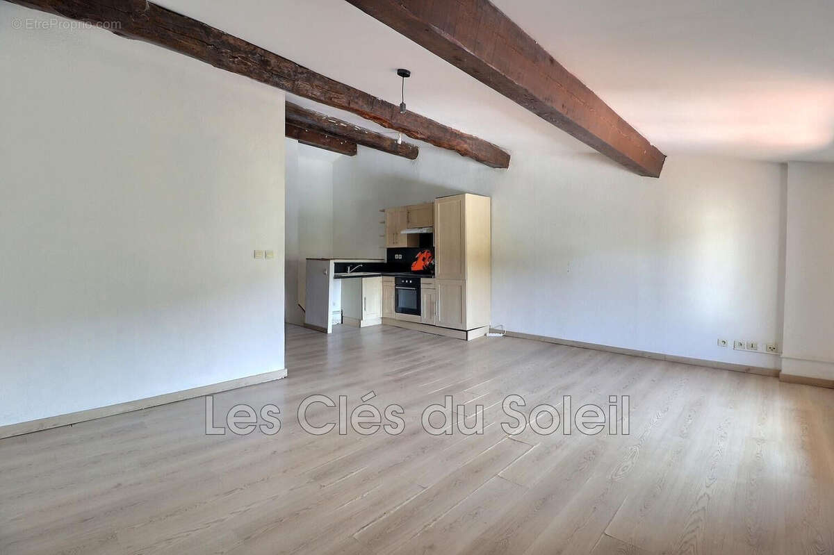 Maison à CUERS