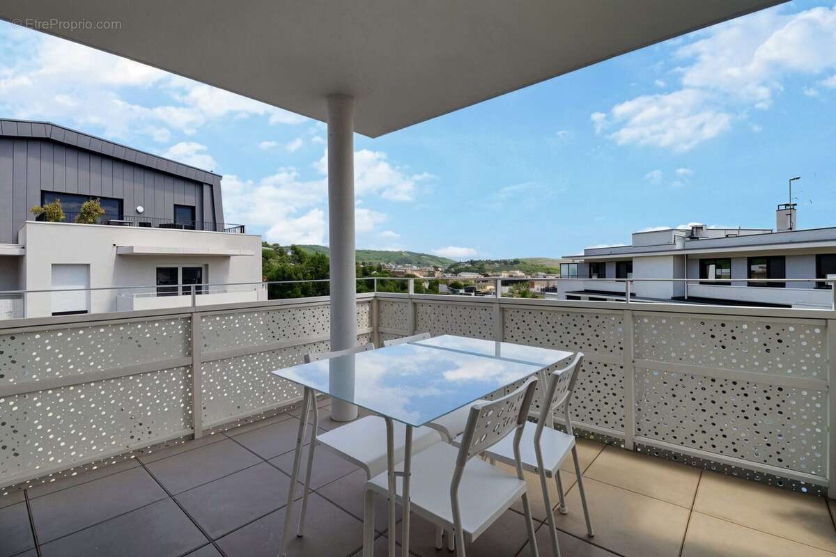 Appartement à CHAMALIERES