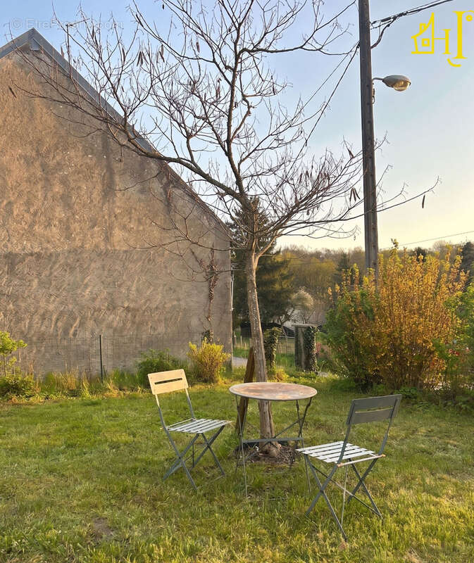 Maison à LA CELLE-SUR-LOIRE