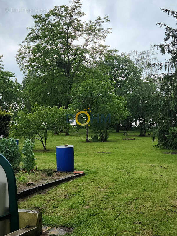 Autre à LA LIMOUZINIERE