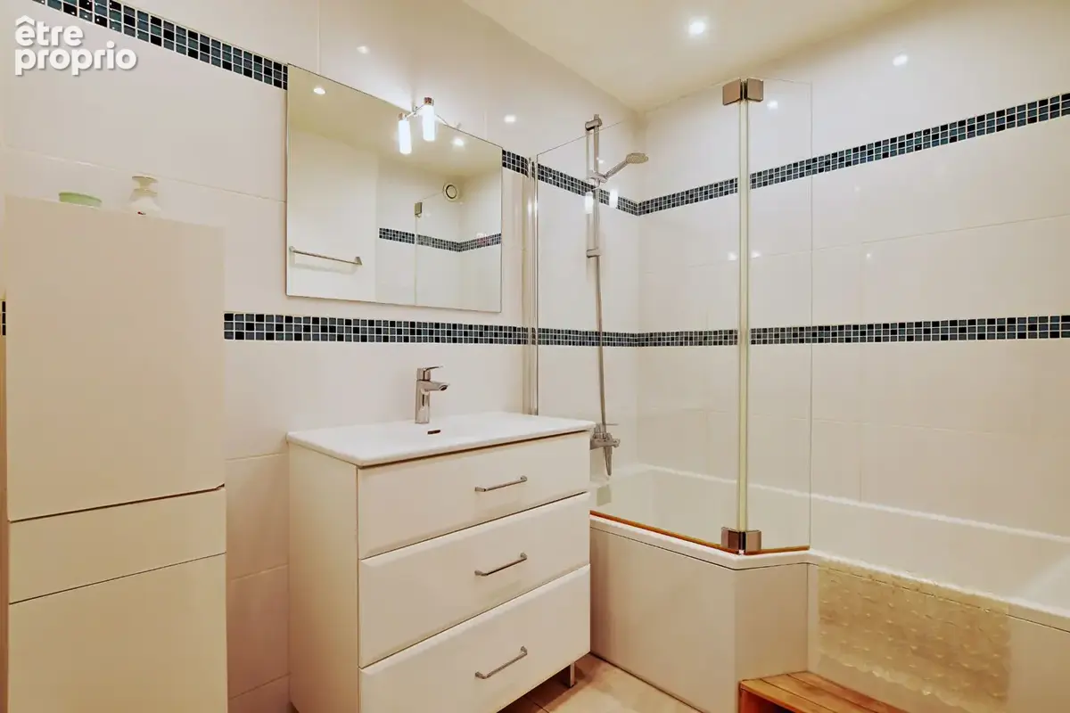 2 pièces 44 m2 avec balcons au calme - photo 7