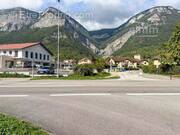 Commerce à LA TERRASSE